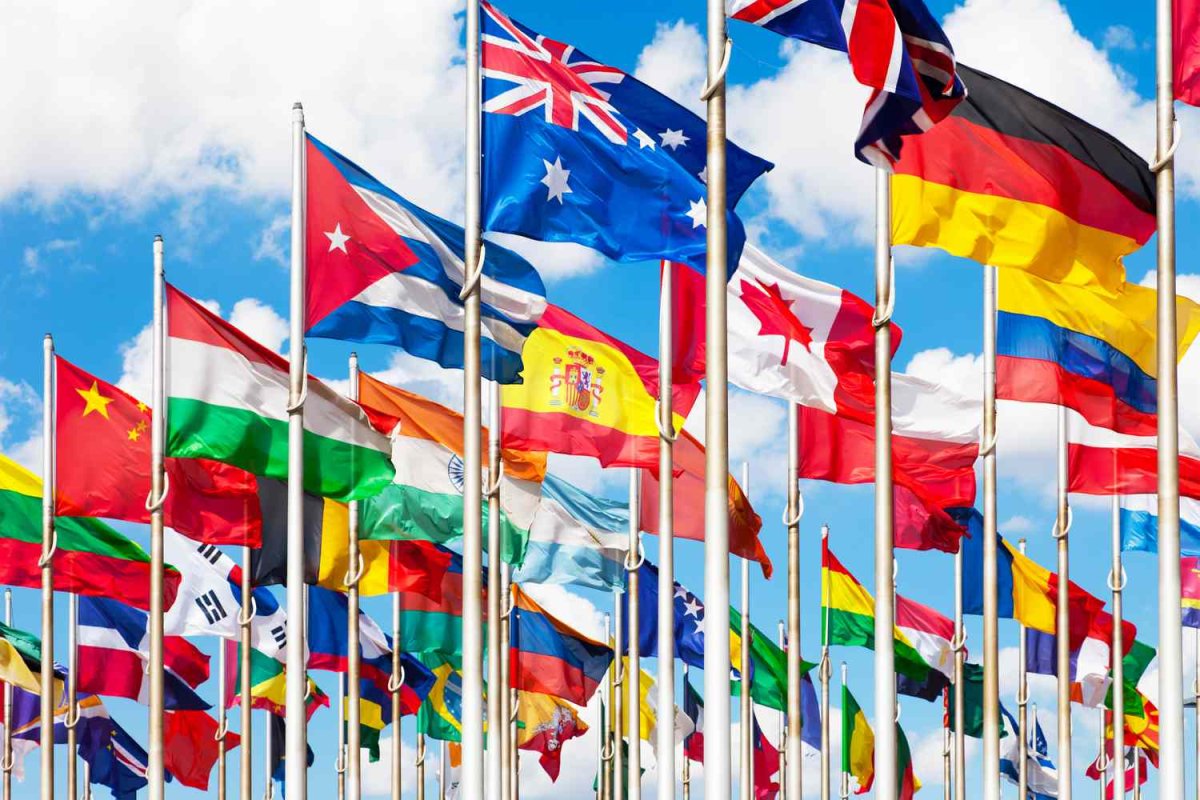 Branding mondial : définition, avantages, inconvénients et stratégie de marque mondiale